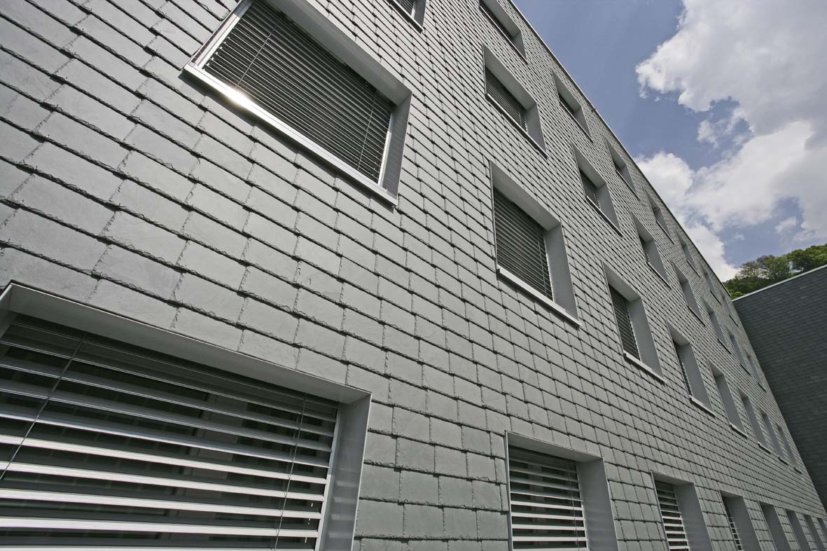 Фасад из натурального сланца ( Швейцария )